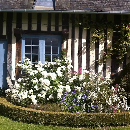 La Porte Du Bosq ,chambre D'hote Pres De Deauville Frühstückspension