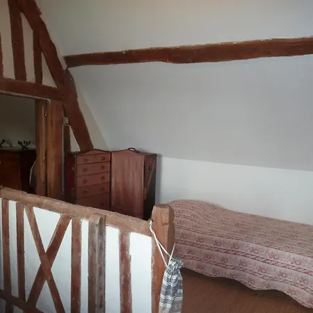 La Porte Du Bosq ,chambre D'hote Pres De Deauville Frühstückspension