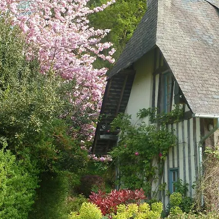 La Porte Du Bosq ,chambre D'hote Pres De Deauville