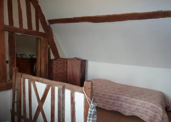 La Porte Du Bosq ,chambre D'hote Pres De Deauville Bed & Breakfast